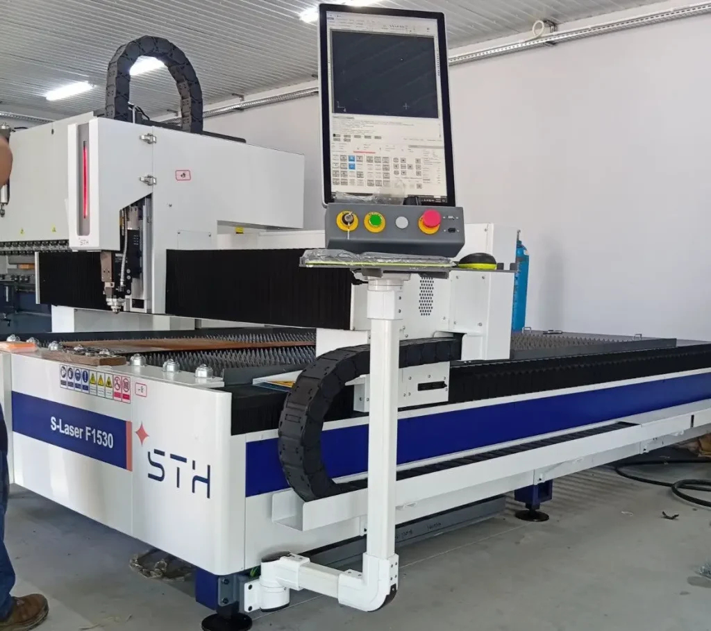 Верстат лазерного різання S-Laser F1530, 6 кВт, MAX Photonics
